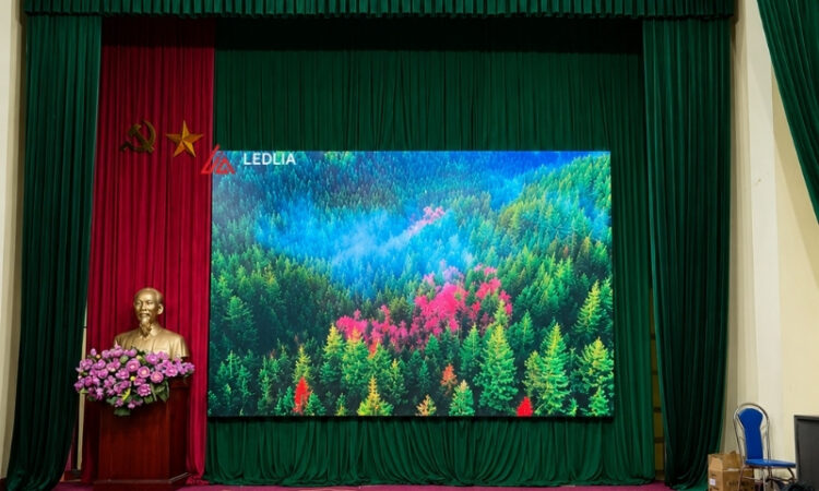 Lắp đặt màn hình LED P3 indoor UBND PHƯỜNG XUÂN TẢO Lắp đặt màn hình LED P3 indoor UBND PHƯỜNG XUÂN TẢO