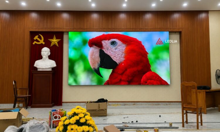 Lắp đặt màn hình LED P3 indoor – UBND xã Thạch Khoán-Phú Thọ Lắp đặt màn hình LED P3 indoor – UBND xã Thạch Khoán-Phú Thọ