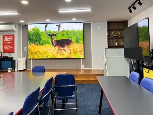 Dự án thi công màn hình LED P1.86 tại Lâm Vũ Group Dự án thi công màn hình LED P1.86 tại Lâm Vũ Group